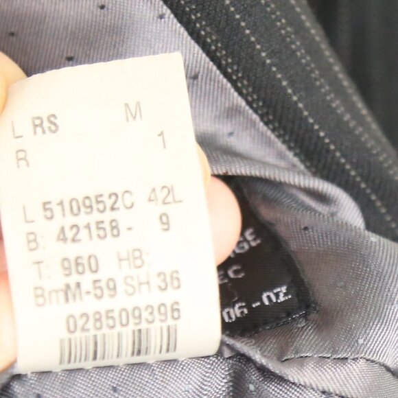 Calvin Klein Men's Dark Grey Pinstripe Blazer Suit Size 42L - Picture 10 of 10